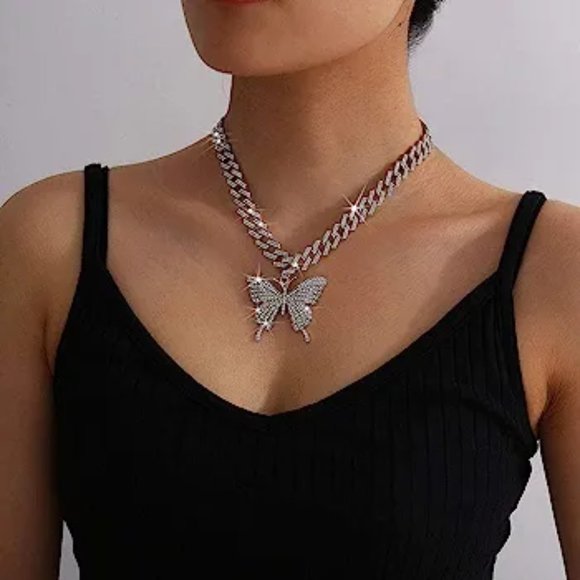 Zoestar Butterfly Choker Necklace Gorgeous Crystal Pendant Necklaces Sparkly - Picture 2 of 4